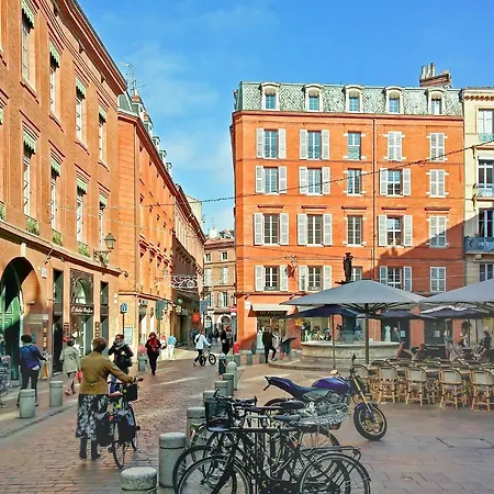 Studio In Toulouse, With Wonderful City View, Furnished Balcony And Wifi *